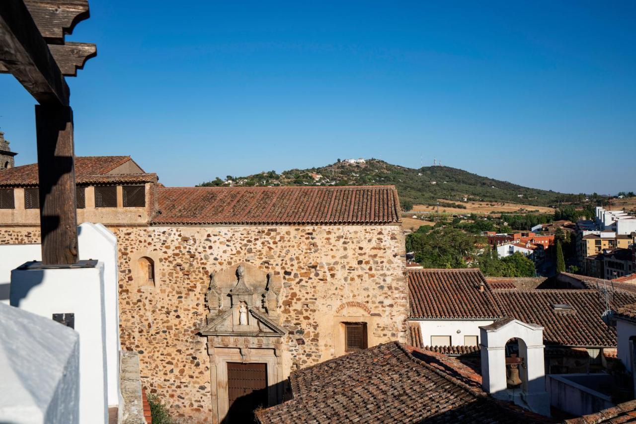 Apartamentos Caceres Historico Centro ภายนอก รูปภาพ