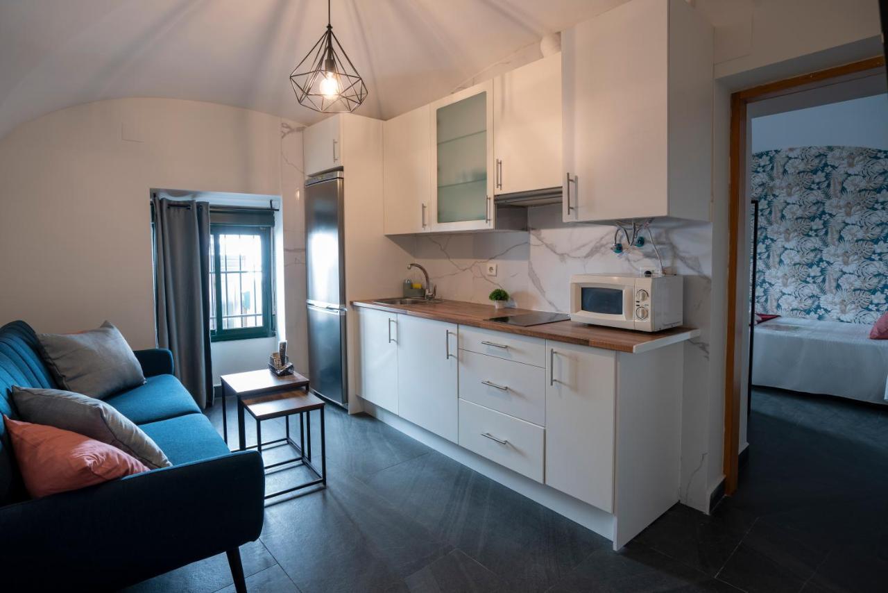 Apartamentos Caceres Historico Centro ภายนอก รูปภาพ