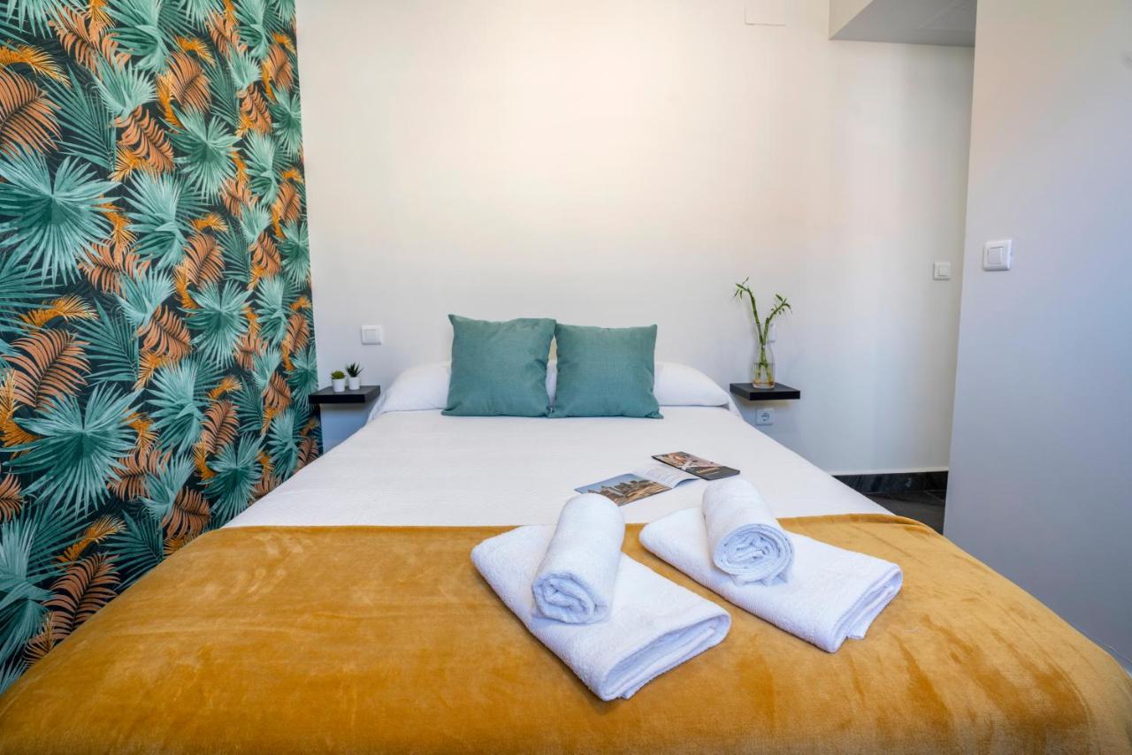 Apartamentos Caceres Historico Centro ภายนอก รูปภาพ