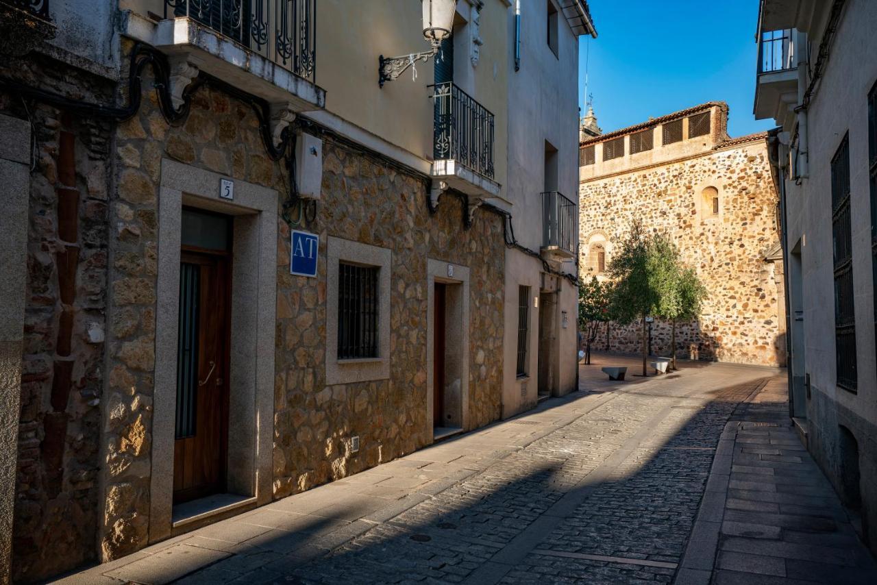 Apartamentos Caceres Historico Centro ภายนอก รูปภาพ